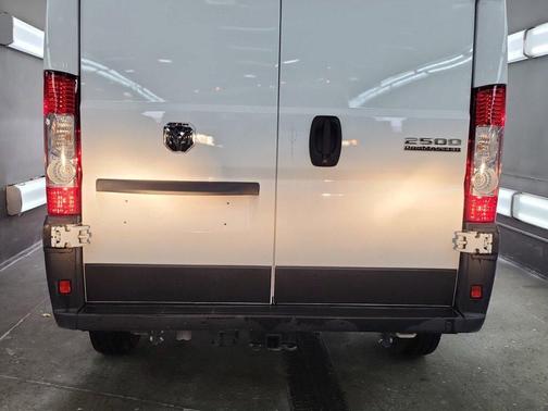2025 RAM ProMaster 2500 Tradesman