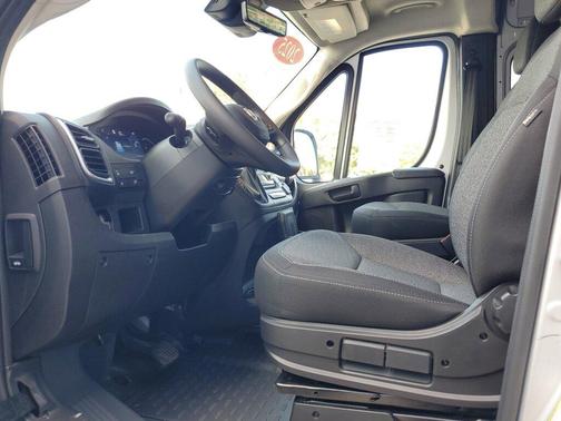 2025 RAM ProMaster 1500 Base