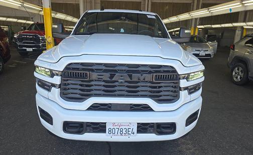 Bright White Clearcoat 2025 RAM 2500 Big Horn Crew Cab 4x4 6'4' Box