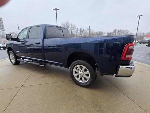 2023 RAM 3500 Laramie Crew Cab 4x4 8' Box