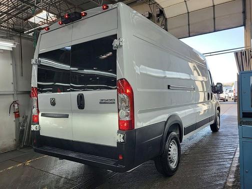 Bright White Clearcoat 2025 RAM ProMaster 3500 High Roof