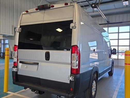 Bright Silver Metallic Clearcoat 2025 RAM ProMaster 3500 High Roof