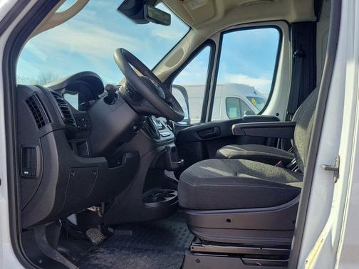 2024 RAM ProMaster 2500 Tradesman