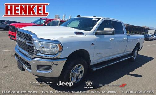 2022 RAM 3500 Big Horn Crew Cab 4x4 8' Box