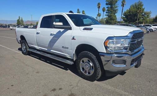 2022 RAM 3500 Big Horn Crew Cab 4x4 8' Box