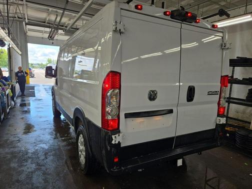 Bright White Clearcoat 2025 RAM ProMaster 2500 Base