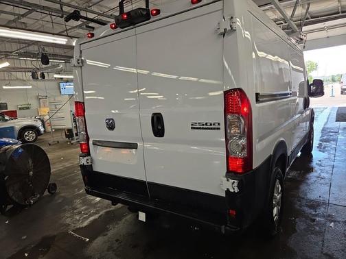 Bright White Clearcoat 2025 RAM ProMaster 2500 Base
