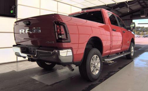 Flame Red Clearcoat 2026 RAM 2500 Big Horn Crew Cab 4x4 6'4' Box