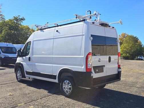 2025 RAM ProMaster 1500 Base