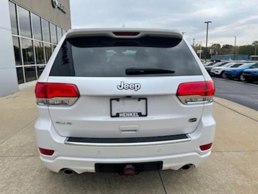 Photo 3 of 8 of 2018 Jeep Grand Cherokee Overland
