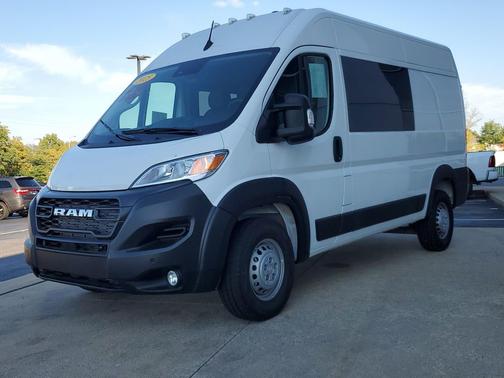 2025 RAM ProMaster 2500 Tradesman