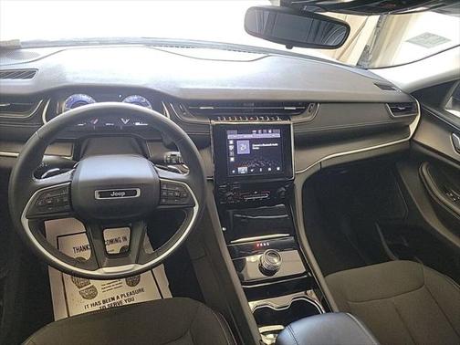 2023 Jeep Grand Cherokee Laredo
