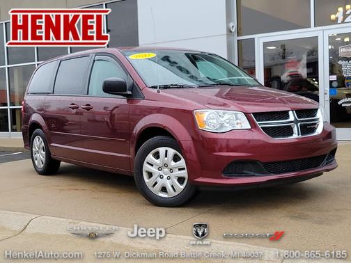 Octane Red Pearlcoat 2017 Dodge Grand Caravan SE