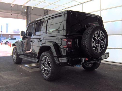 2024 Jeep Wrangler 4xe High Altitude