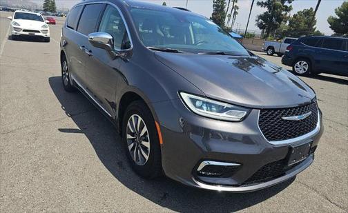 2021 Chrysler Pacifica Hybrid Limited