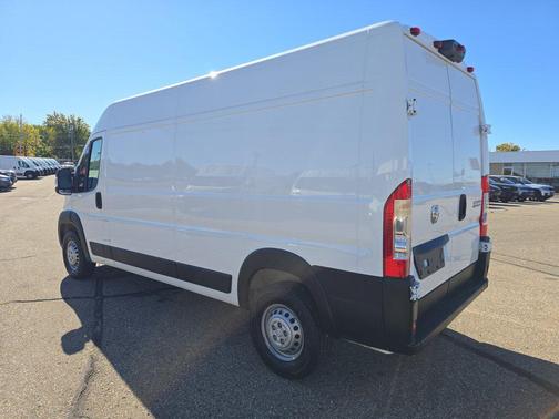 2025 RAM ProMaster 2500 Tradesman