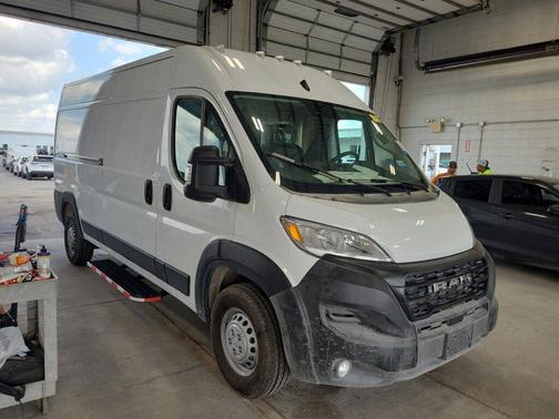 2025 RAM ProMaster 2500 Tradesman