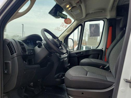 2025 RAM ProMaster 2500 Tradesman