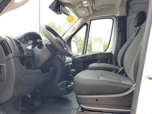 2025 RAM ProMaster 2500 Tradesman