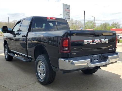 2025 RAM 2500 Tradesman Crew Cab 4x4 6'4' Box