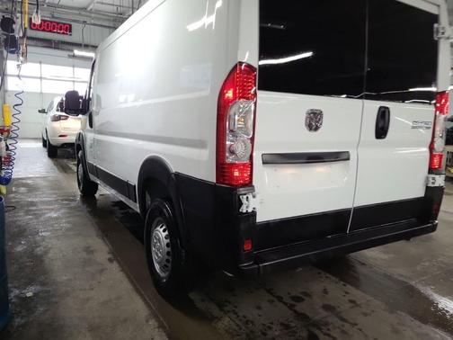 Bright White Clearcoat 2025 RAM ProMaster 1500 Low Roof