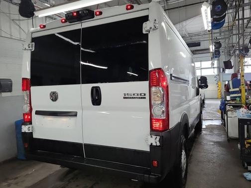 Bright White Clearcoat 2025 RAM ProMaster 1500 Low Roof