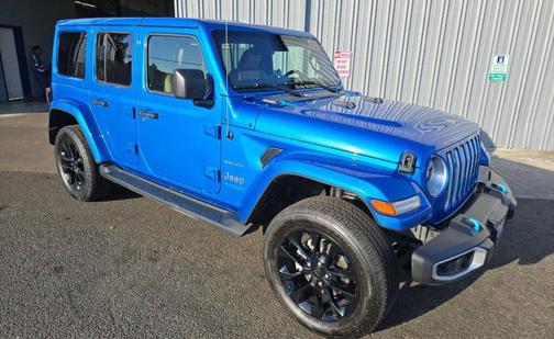 Hydro Blue Pearlcoat 2022 Jeep Wrangler Unlimited 4xe Sahara