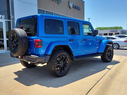 Hydro Blue Pearlcoat 2022 Jeep Wrangler Unlimited 4xe Sahara