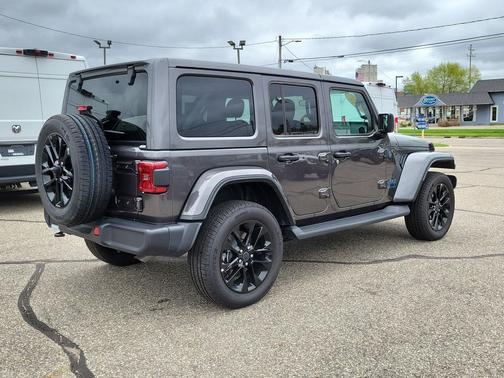 Granite Crystal Metallic Clearcoat 2025 Jeep Wrangler 4xe Sahara