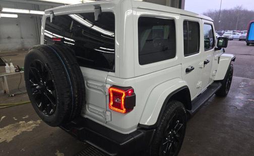 2025 Jeep Wrangler 4xe Sahara
