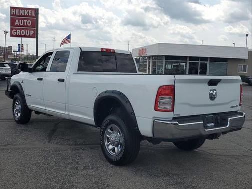 2022 RAM 2500 Tradesman Crew Cab 4x4 8' Box