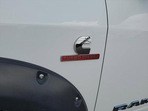 2022 RAM 2500 Tradesman Crew Cab 4x4 8' Box