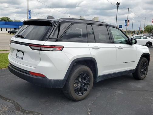 2024 Jeep Grand Cherokee Altitude