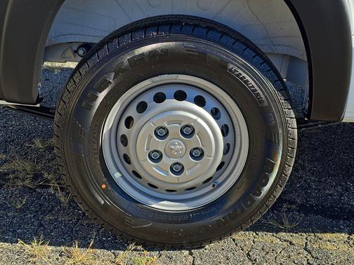 2025 RAM ProMaster 2500 Tradesman