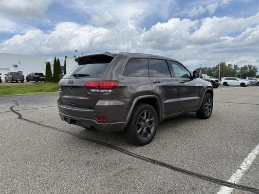 Walnut Brown Metallic Clearcoat 2021 Jeep Grand Cherokee 80th Anniversary 4x4