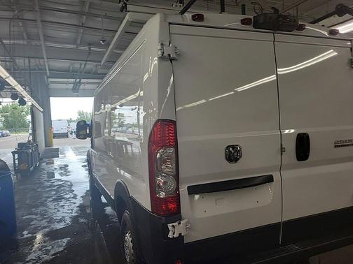 2025 RAM ProMaster 2500 Tradesman