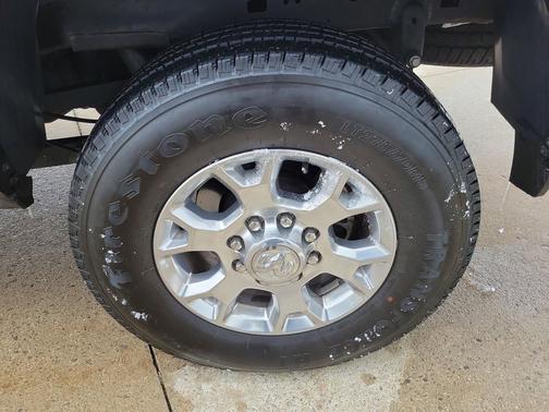 2022 RAM 2500 Laramie Crew Cab 4x4 6'4' Box