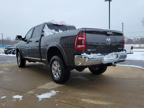 2022 RAM 2500 Laramie Crew Cab 4x4 6'4' Box