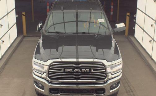 2022 RAM 2500 Laramie Crew Cab 4x4 6'4' Box