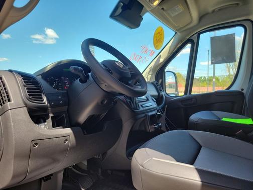 Bright White Clearcoat 2025 RAM ProMaster 3500 High Roof