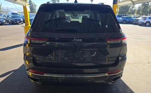 Baltic Gray Metallic Clearcoat 2022 Jeep Grand Cherokee 4xe Overland