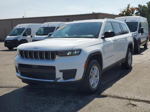 2024 Jeep Grand Cherokee L Laredo