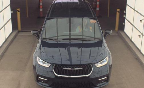 2025 Chrysler Pacifica L