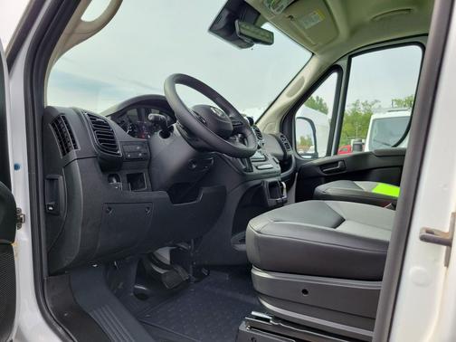 Bright White Clearcoat 2025 RAM ProMaster 3500 High Roof