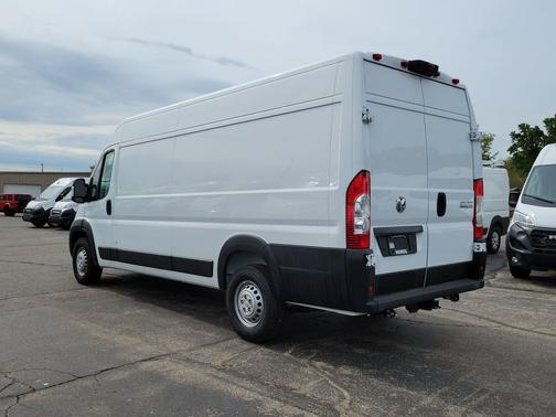 Bright White Clearcoat 2025 RAM ProMaster 3500 High Roof