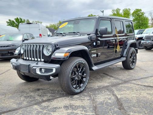 Black Clearcoat 2021 Jeep Wrangler Unlimited 4xe Sahara