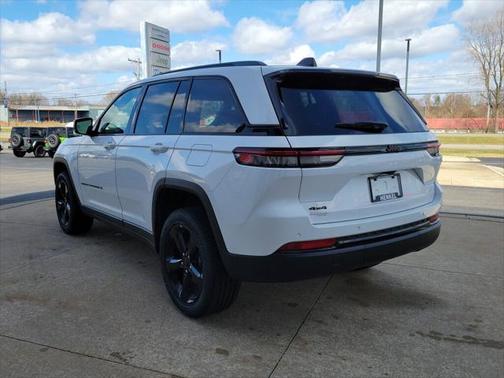 2025 Jeep Grand Cherokee Altitude