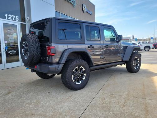 Granite Crystal Metallic Clearcoat 2025 Jeep Wrangler 4xe Rubicon