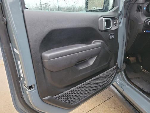 Anvil Clearcoat 2025 Jeep Wrangler 4xe Rubicon