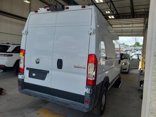 2025 RAM ProMaster 2500 Tradesman